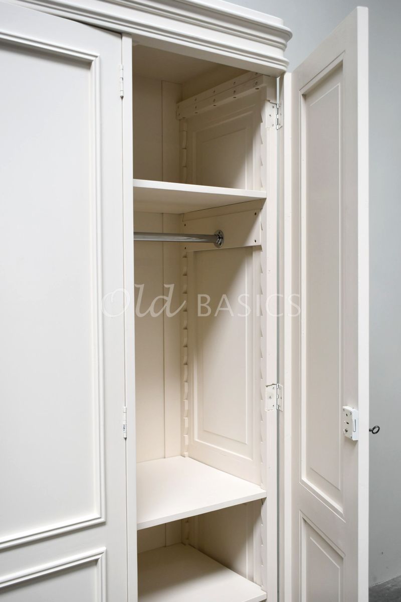 Detail van Linnenkast Amiens, 3 deuren, RAL9001, wit, crème, materiaal hout